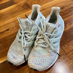Kids Adidas Ultraboosts Size 5.5